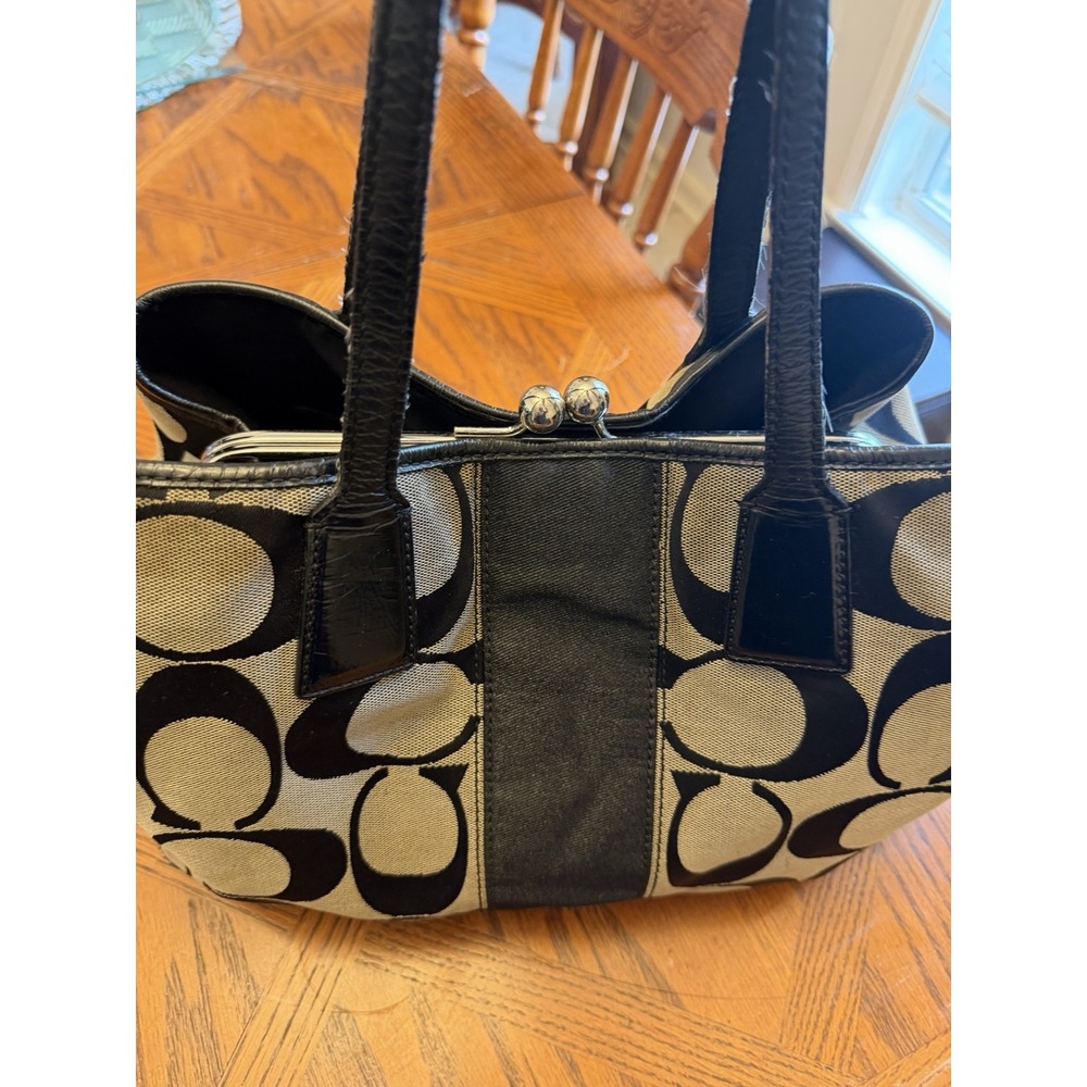 Coach Signature Kiss Lock Center Satchel Bag E1093-F13533 - Picture 15 of 16